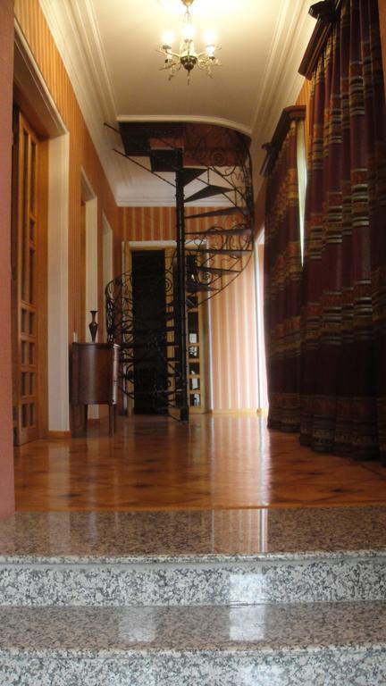 David Guest House Koetaisi Buitenkant foto