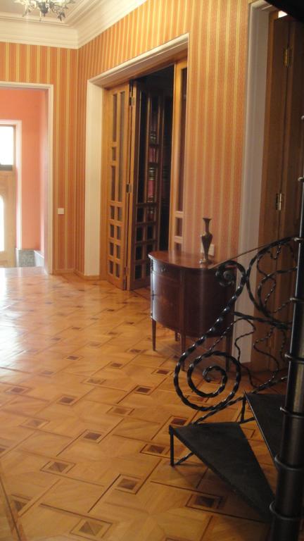 David Guest House Koetaisi Buitenkant foto